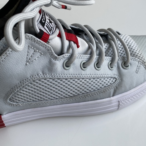 Converse - Picture 11 of 15